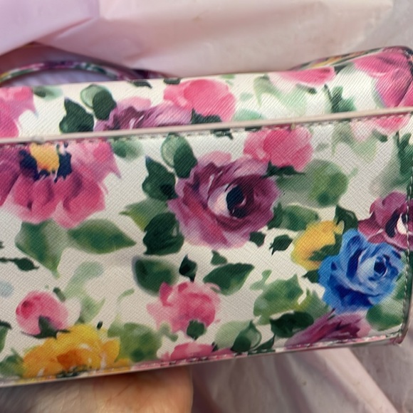 Christian Siriano Floral 🌸Crossbody/Handbag W/Matching Wallet.NWT🔺FIRM🔺 - Picture 6 of 13